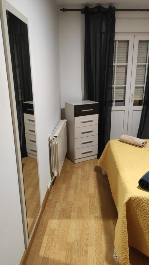 Tin Apt Appartamento Lugo Esterno foto